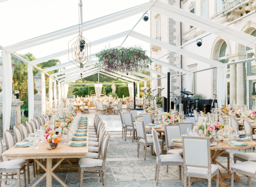 a colorful destination wedding in south florida, natural wood tables for wedding reception, wedding reception in south florida, color filled wedding reception in south florida, wedding reception at historical property | Florida Wedding Planner and Designer Jennifer Buono Events
